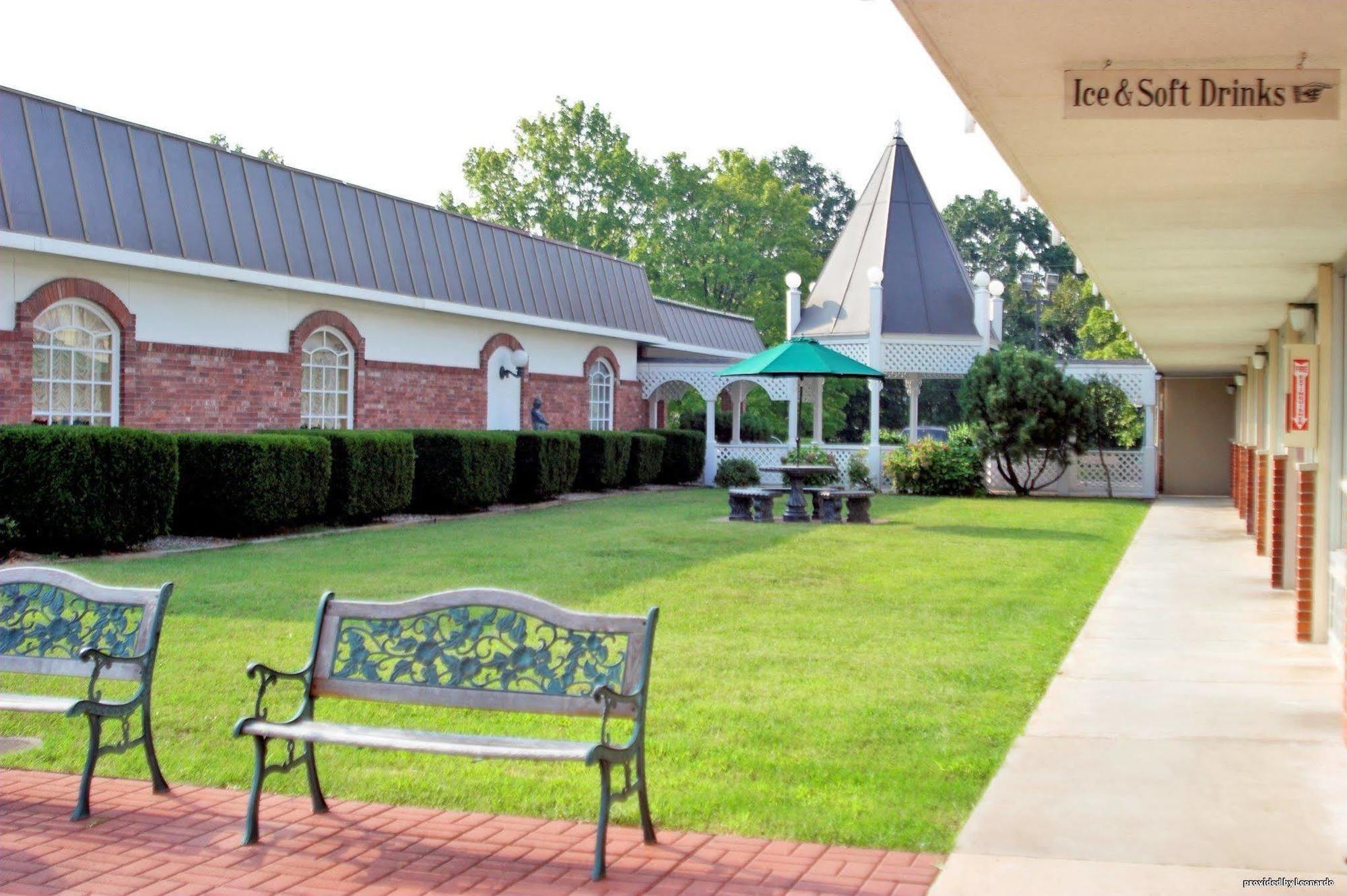 יוריקה ספרינגס Osage Creek Lodge מראה חיצוני תמונה
